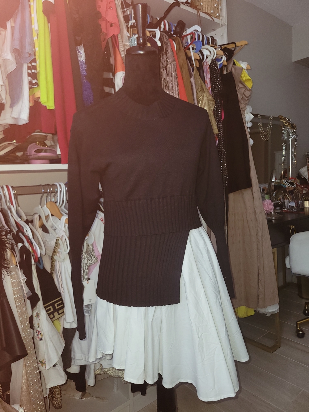 Black Ribbed Asymmetrical Sweater AVANTLOOK